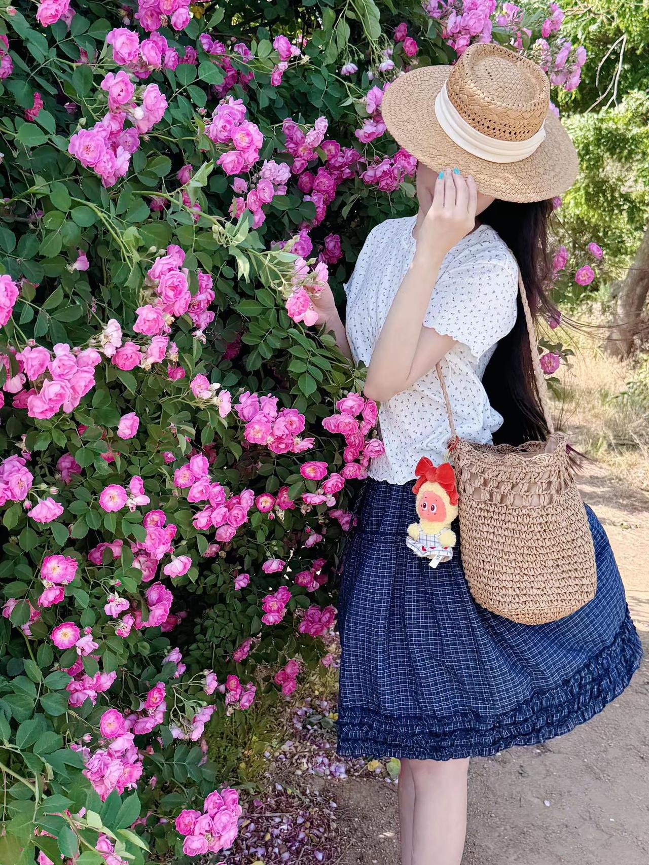 少女感夏日ootd 花与少女头像 草帽与碎花裙
