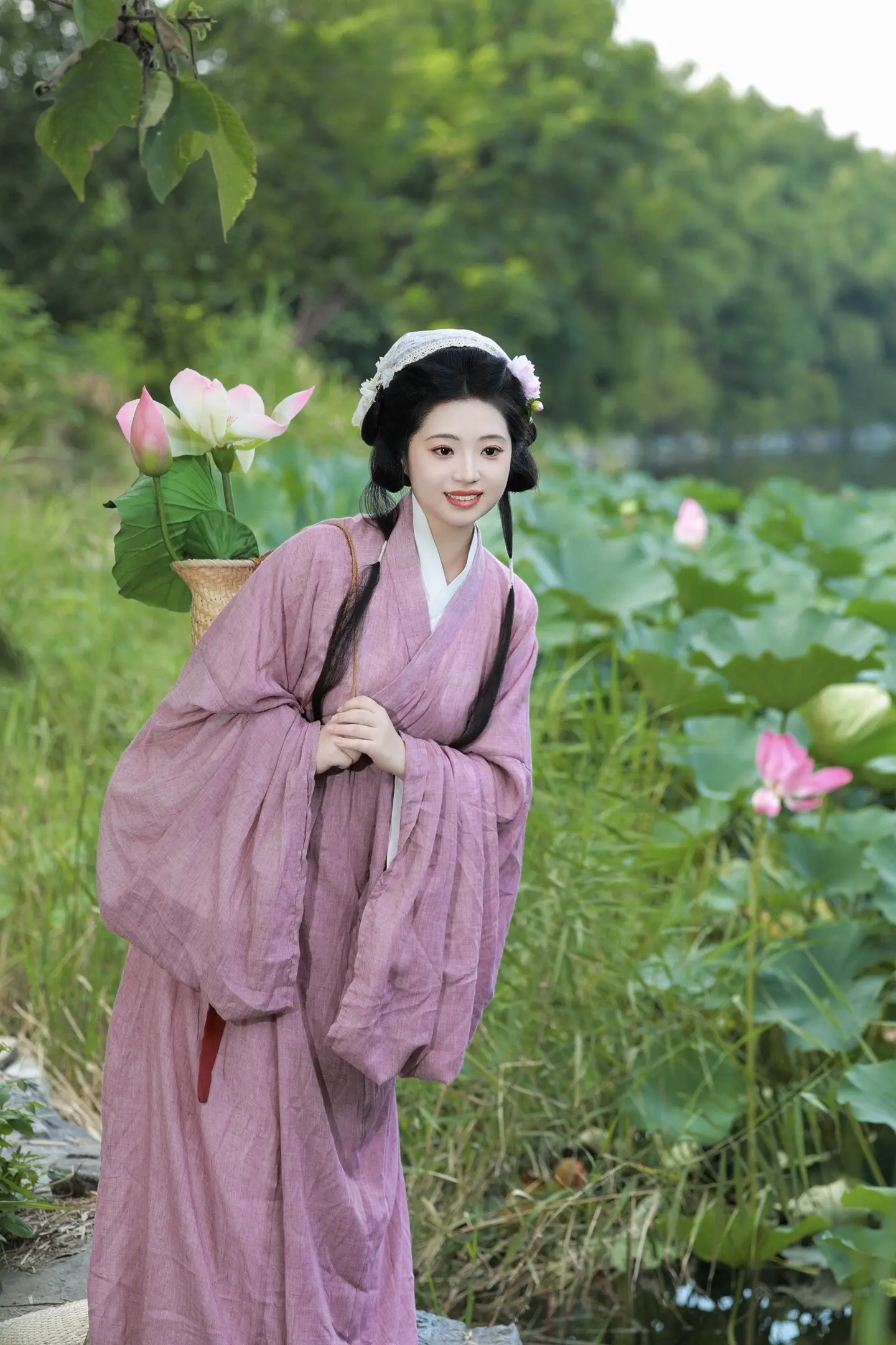 涉江采芙蓉，兰泽多芳草～