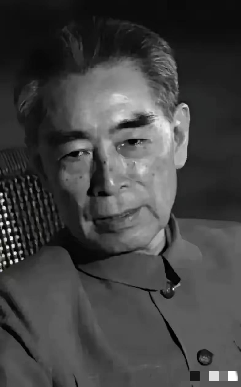 🌺🙏敬爱的周总理，致敬您的赤诚初心，永葆您的爱国情怀！真正的爱国从不是口号，