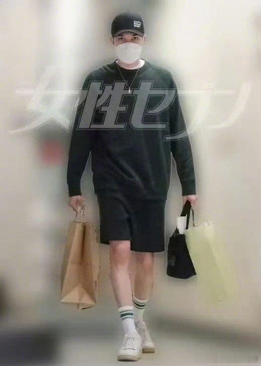 曝绫濑遥杰西已谈及结婚 女神要嫁了？据日媒报道，绫濑遥与杰西恋情已是公开秘密，双