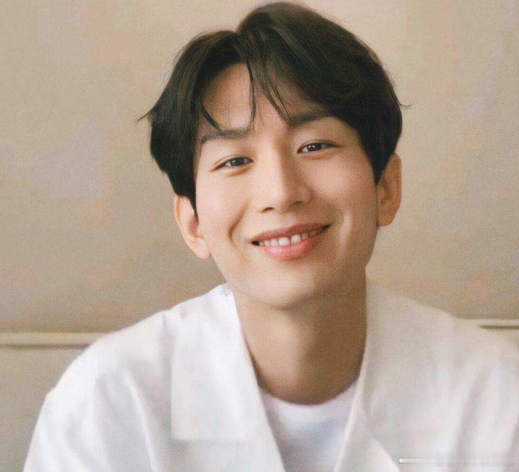 “淇淇的心，是被所有ie一点一点捂热的。”    —— 只有经历过的人，才懂得这