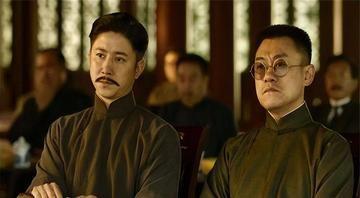 1906年，钱玄同新婚之夜，他坐在床边冷冰冰地对妻子徐婠贞说：“我不爱你，结婚只