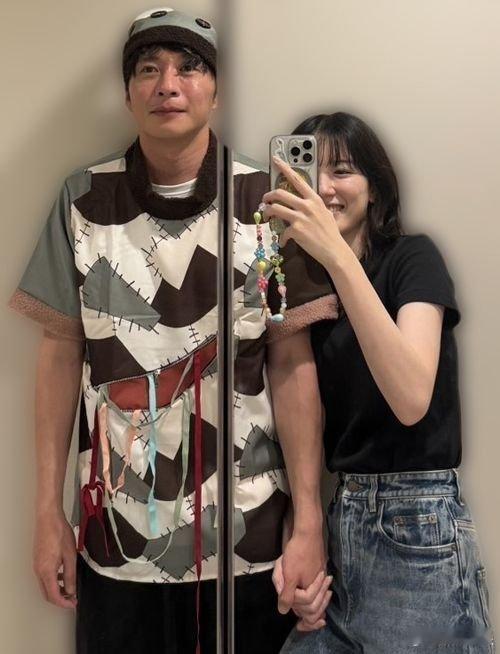 田中圭广告被下架虽说嘴唇内的痣是口福痣，但太多了反而就不好了，同一个部位的好痣一