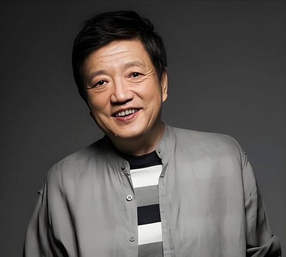 演员秦焰离世了，没想到有三个人跟着登上热搜！翻过他的晚年经历才发现，这位老演员走