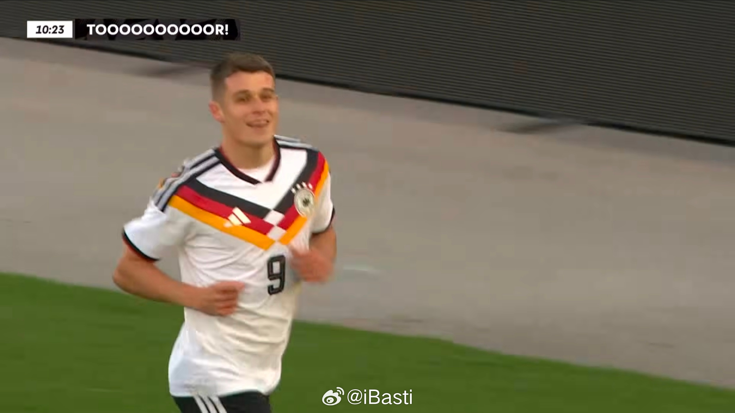 打进自己创造的点球