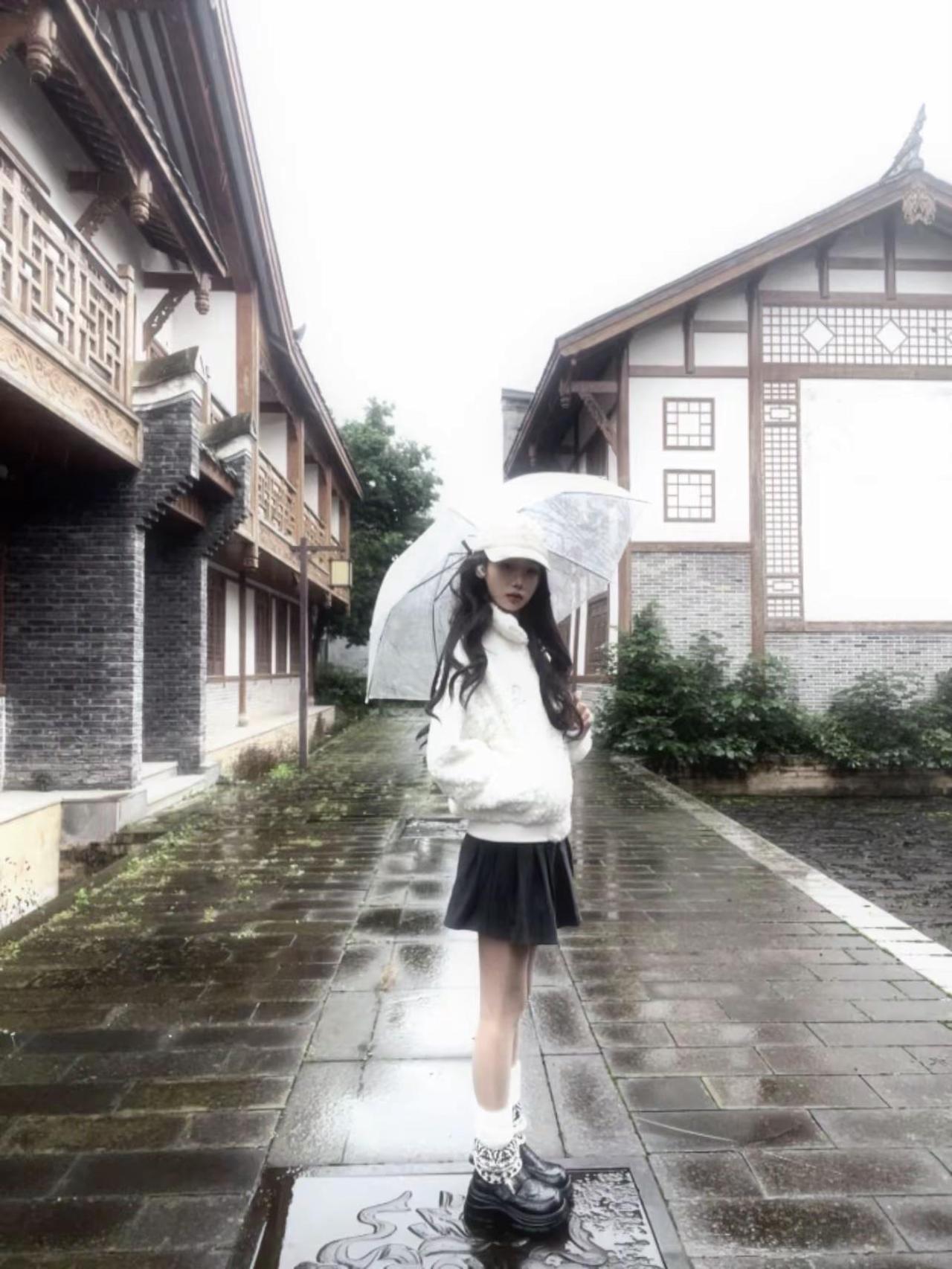 雨天   思绪万千