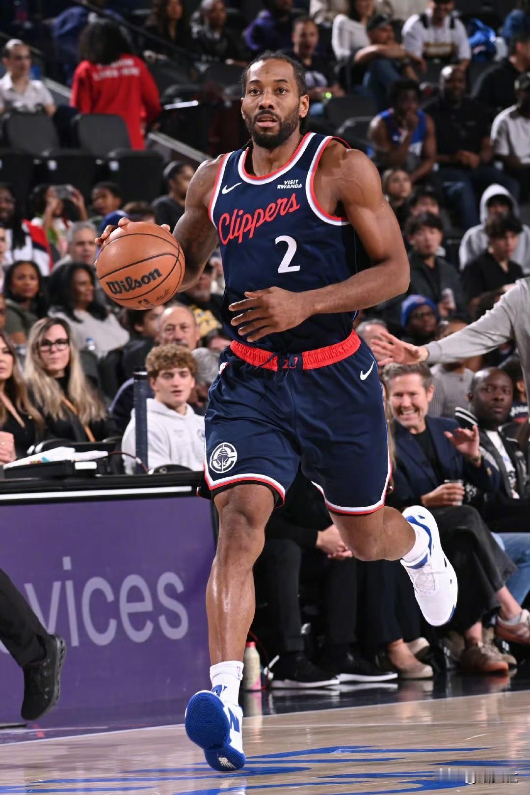 如果快船只有一名球员进入全明星，会是谁
今天NBA官方公布了25-26赛季 NB