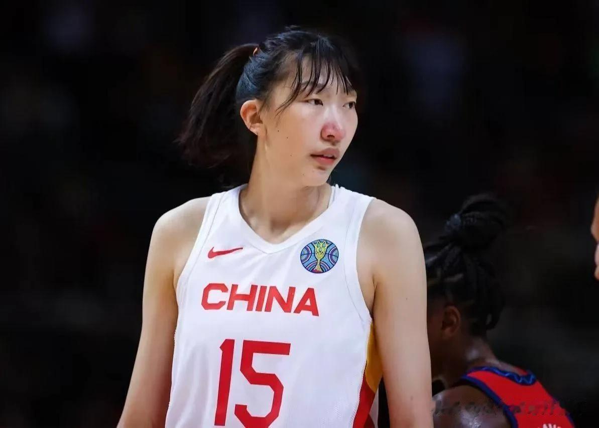 第二节7分37秒，中国女篮得了26分。
上半场结束，中国女篮还是26分。
第二节