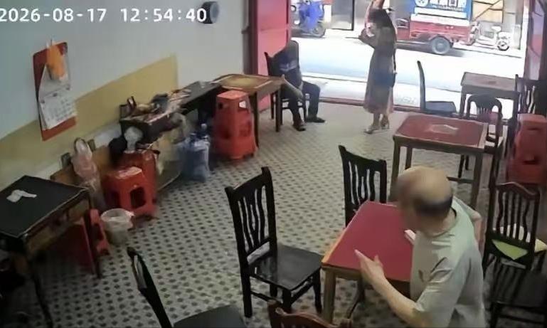 央视网罕见直接硬怼：调解成功不等于处理正确，法律不能一味和稀泥！

南衡阳祁东这