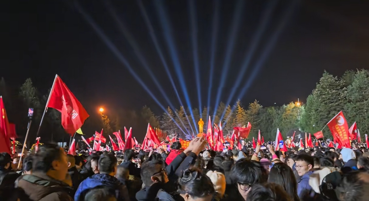 韶山年轻人集体左转，这是历史的必然，被现实教育后，人们才愈发感到教员的思想跨越时