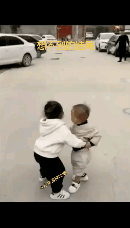 小小男子汉，就是有担当！看了视频，你是否理解“养儿防老”的真正意义了呢？