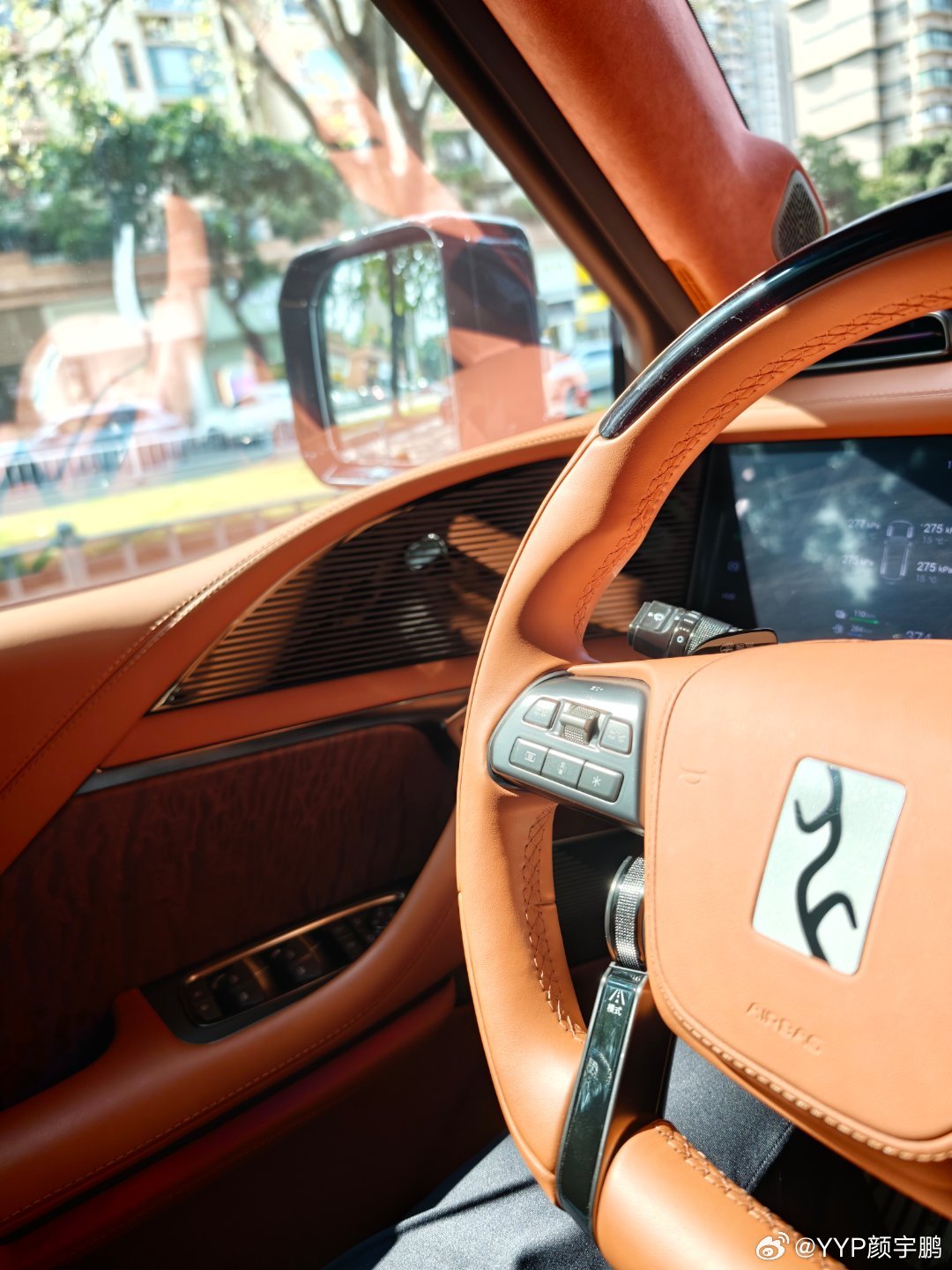 下了几天阴雨，突然出太阳了今天我可能有一个关于大家车的仰望u8 的重要决定，让我