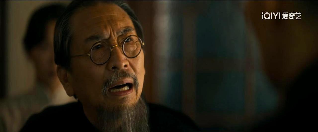 张云琪夫妇为了霸占上海老宅，连刚生完孩子的丁玉娇都欺负。
 

他们锁了水龙头，