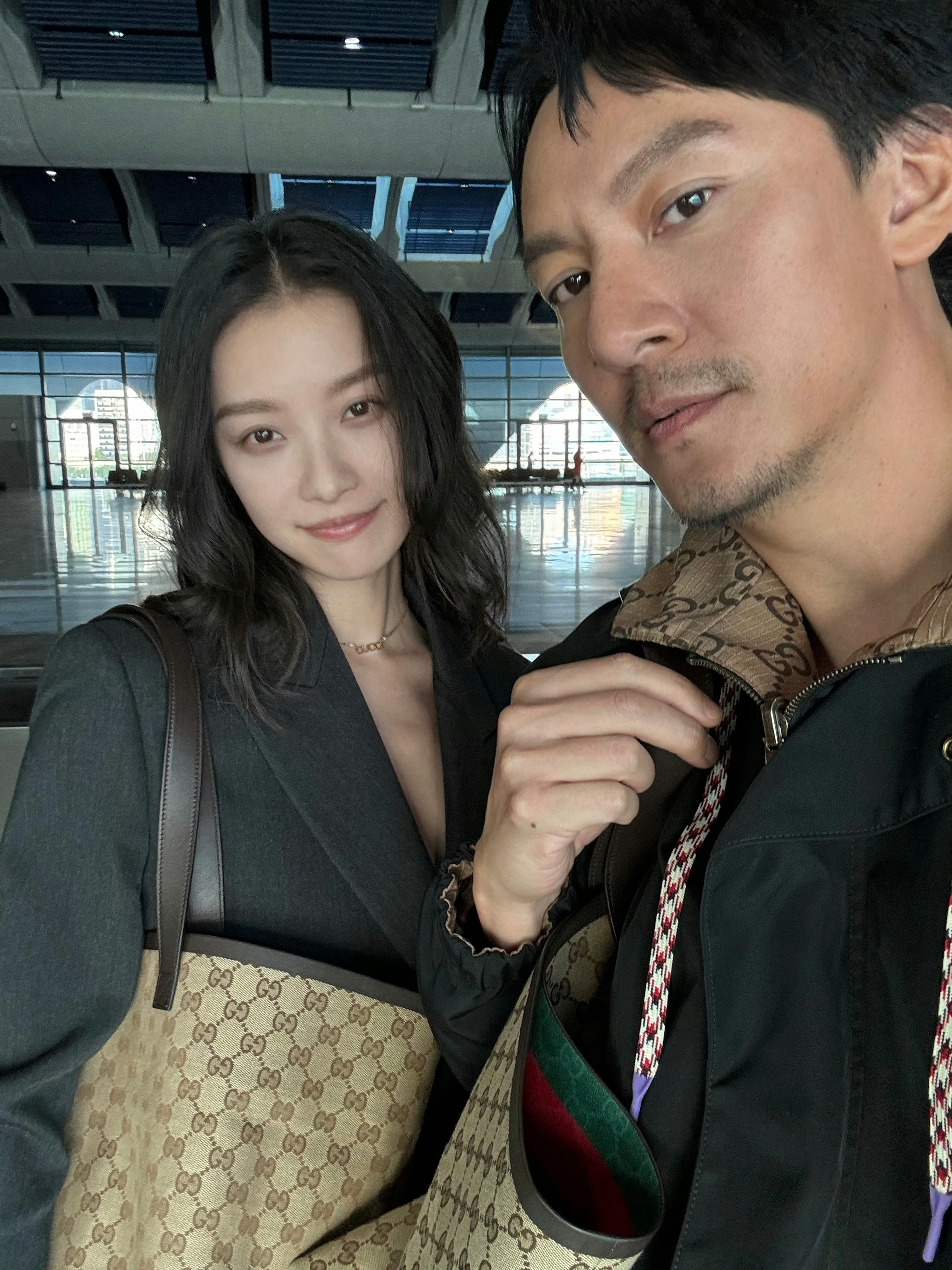 苍天啊倪妮张震你俩居然自拍了！！！今年我cp的kpi由古那个驰撑起，每天默念一遍