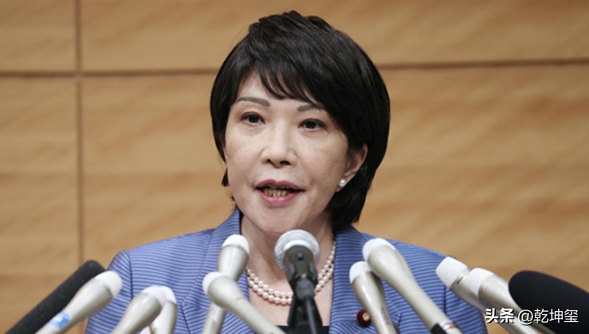 高市早苗服软不说软话？日本共同社16日消息，高市早苗今天在参议院预算委员会上，被