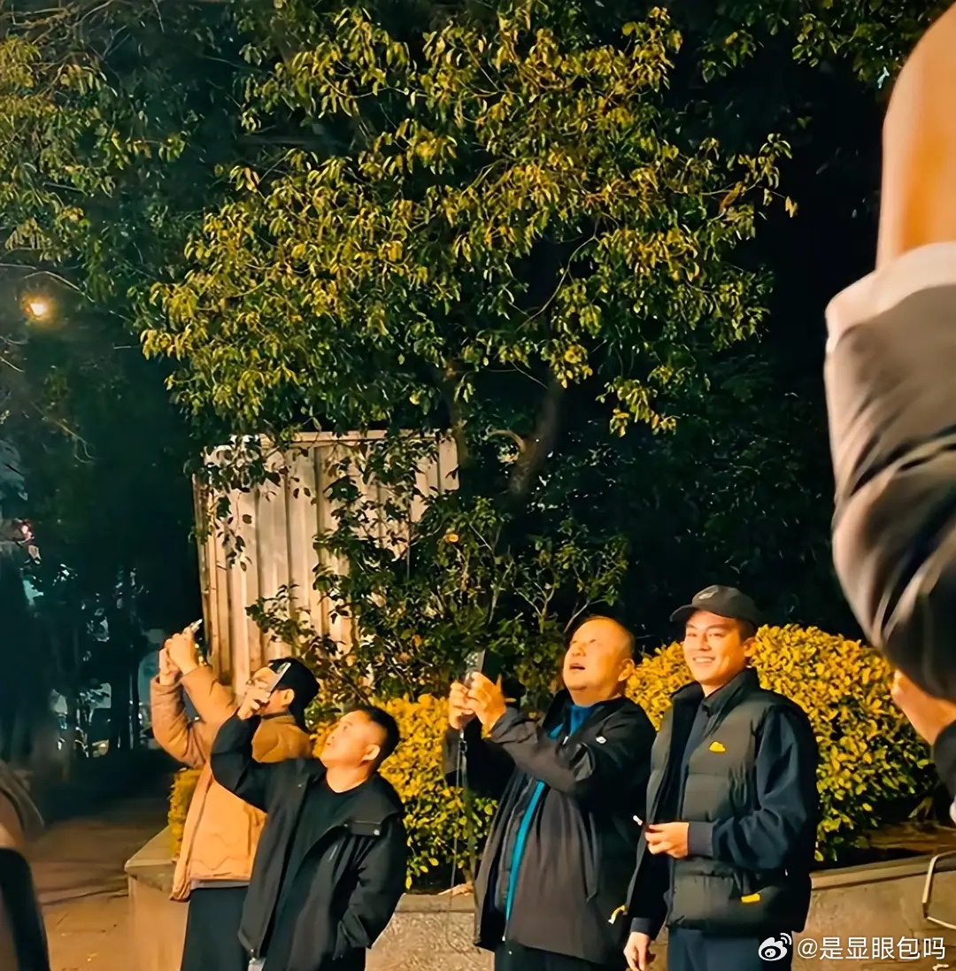 欧豪春节回福建平潭宴客，住大平层宽敞简洁，聚会全程拿核桃在盘 ！ 