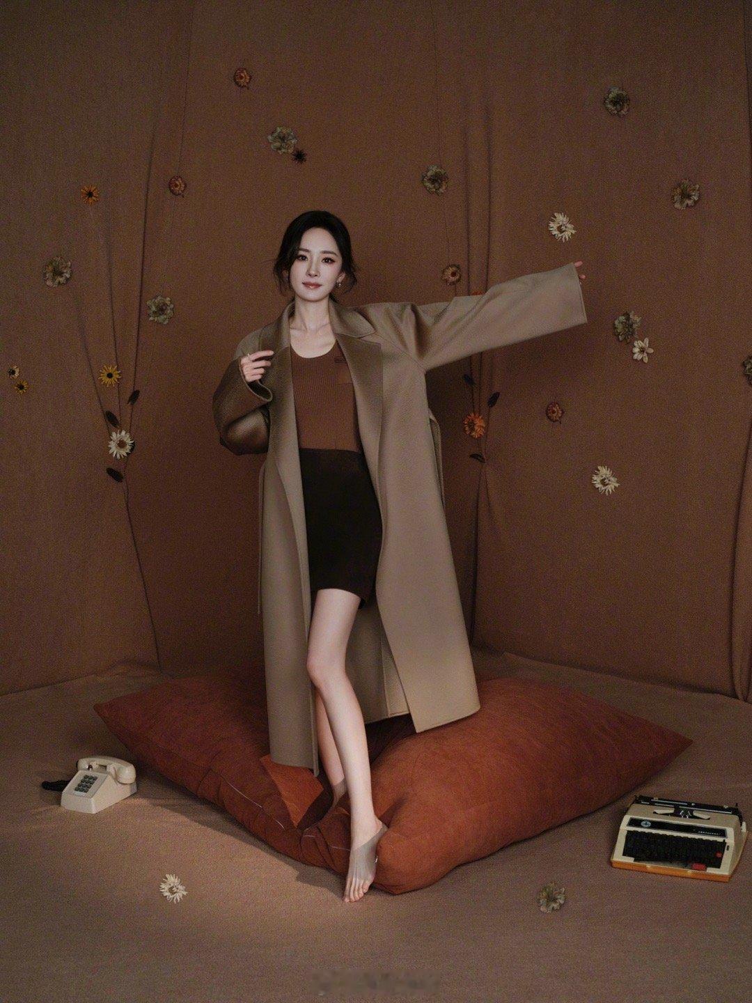 啊啊啊啊杨幂亲妈终于又裸足了[爱慕][色][色][舔屏][舔屏][舔屏][舔屏]