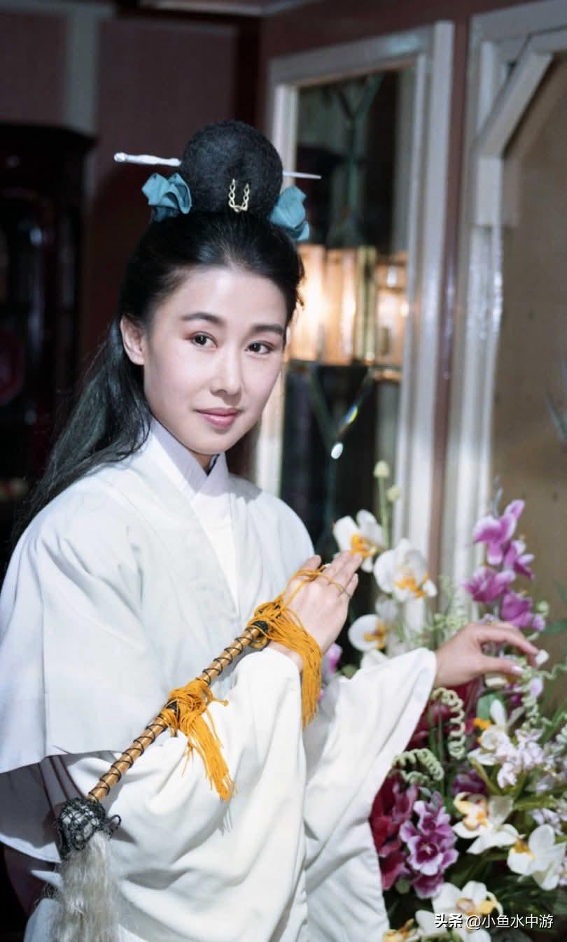 夏光莉 67岁（1958年12月13日）出生于台湾，小时候每天刻苦训练，练就了扎