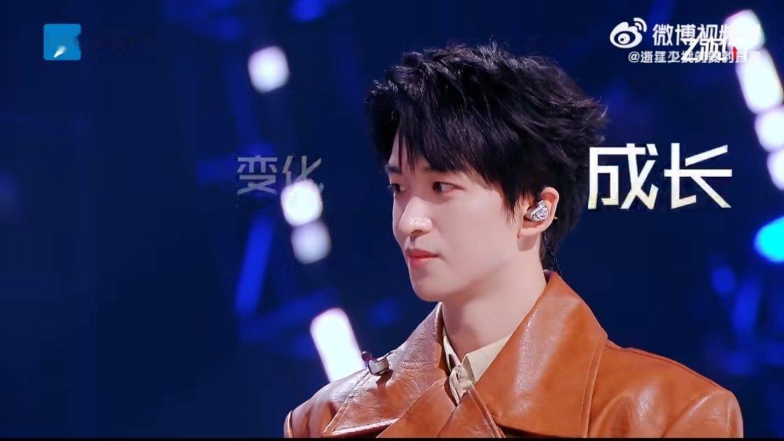 疑似黄子弘凡一句话得罪天赐所有人在最新一期《天赐的声音7》中，因一句“老了，憔悴
