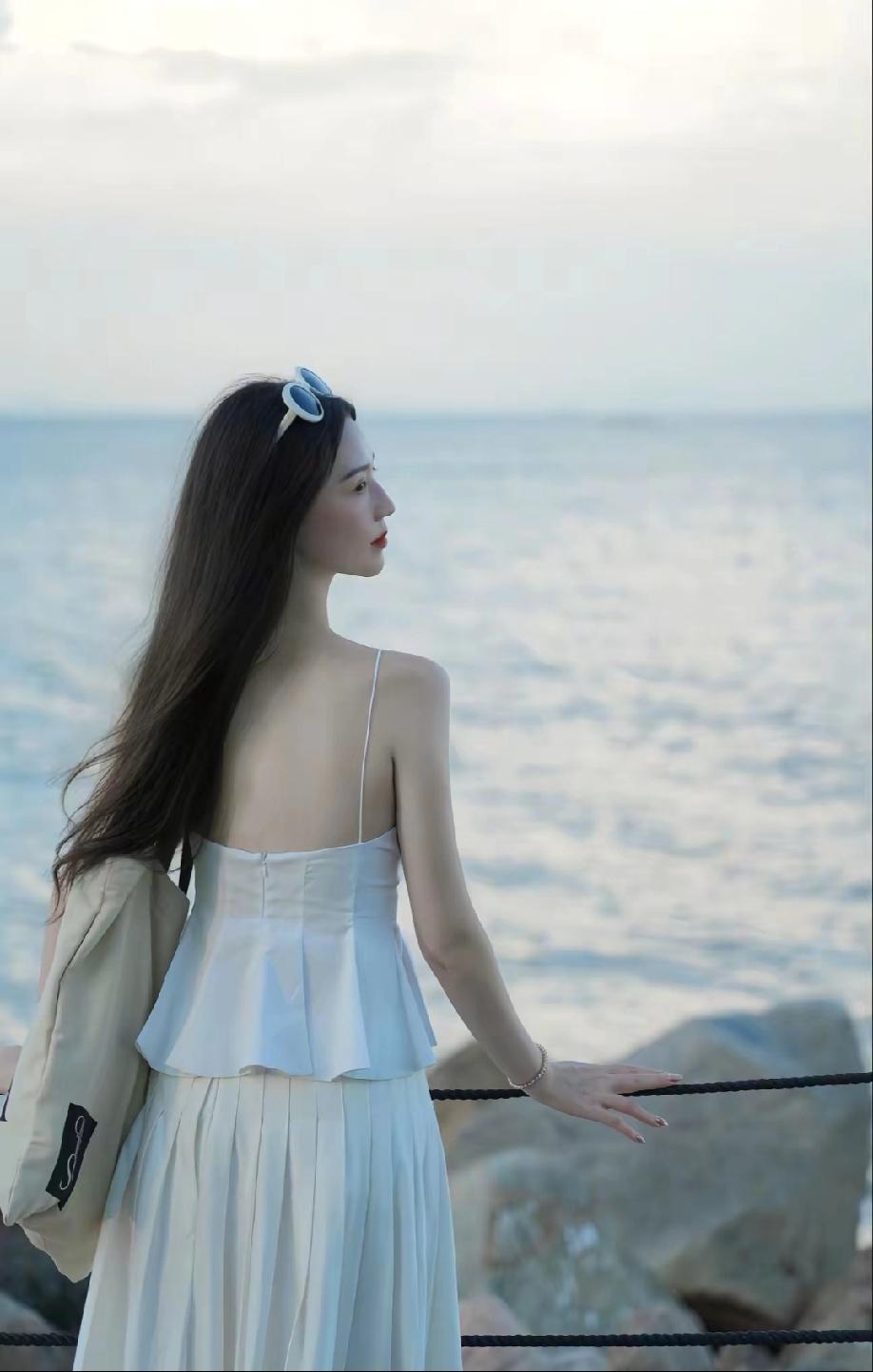 在我心中，美女可不只是荧幕上那些设定的“第一美人。心中的美女不只是脸蛋，还有独特