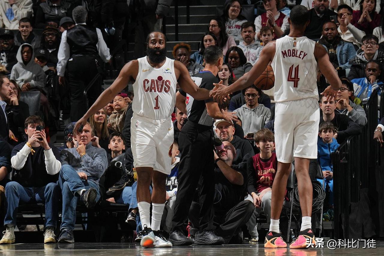 比赛是一场一场打的

饭是一口一口吃的，船密还挑上对手了，你是西部第一还是西部第