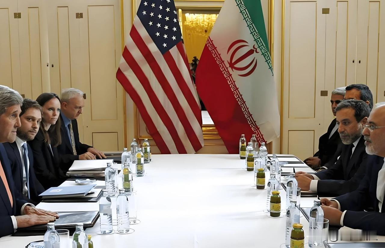 刚刚，伊朗通过巴基斯坦正式通知美国：下一轮谈判，不奉陪了。
​不是伊朗不给面子，