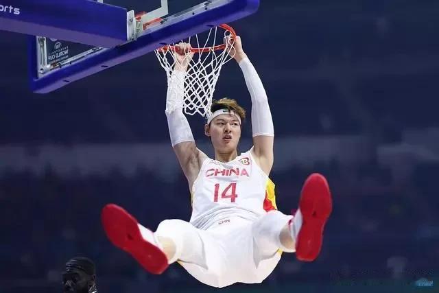 王哲林世界杯3战数据一览，你认为他的表现合格吗？

第1场，14分钟，1中1，三