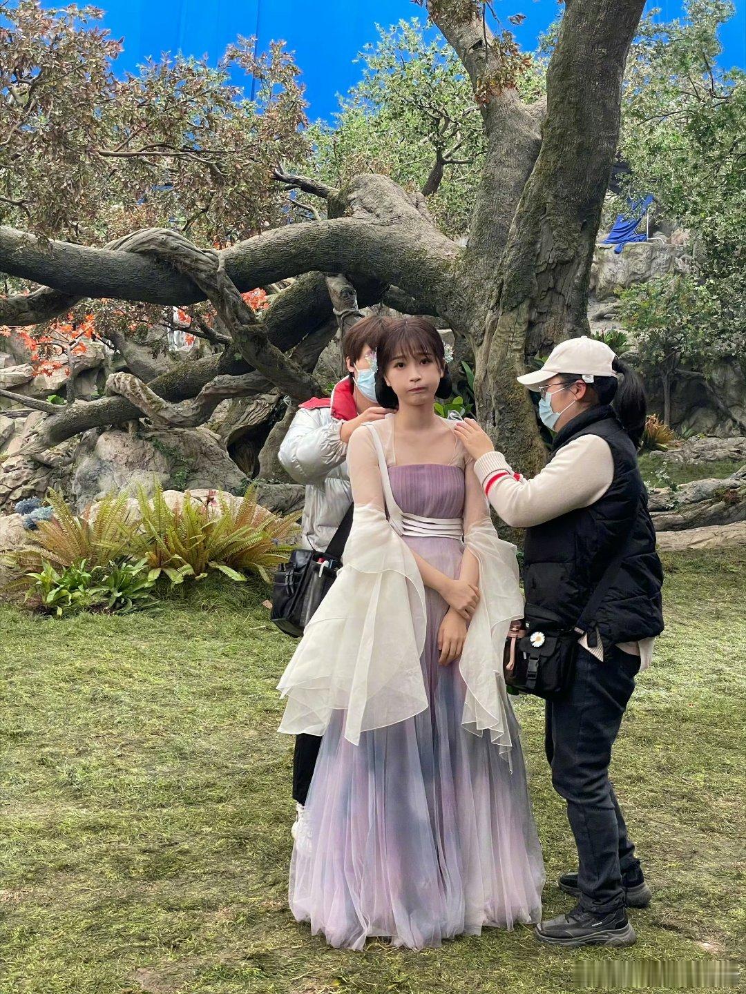 虞书欣的置顶作品还是小兰花诶她真的很爱很爱很爱虞书欣的微博置顶还是小兰花