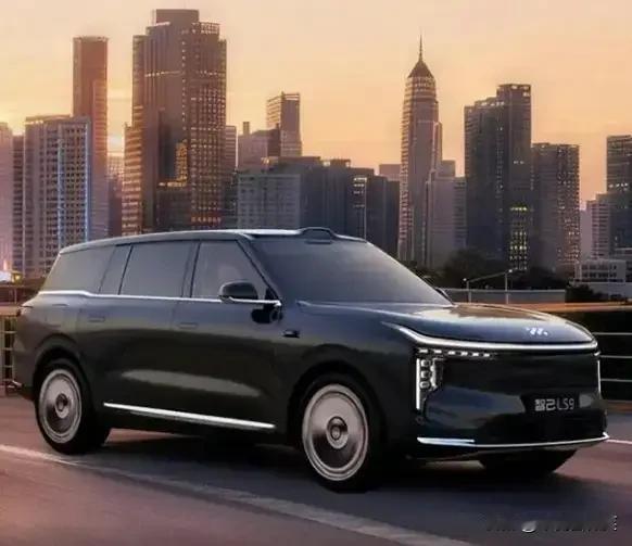 当公司小年提前放了假，我看着窗外飘起的碎雪，突然就不想再跟往年一样抢火车票、挤大