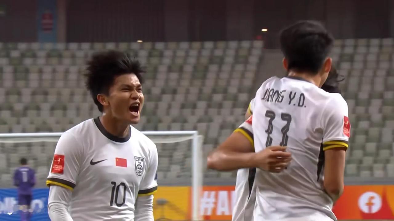 U20亚洲杯，上半场，中国2：1领先吉尔吉斯斯坦！
 比分不是关键，关键是年轻队