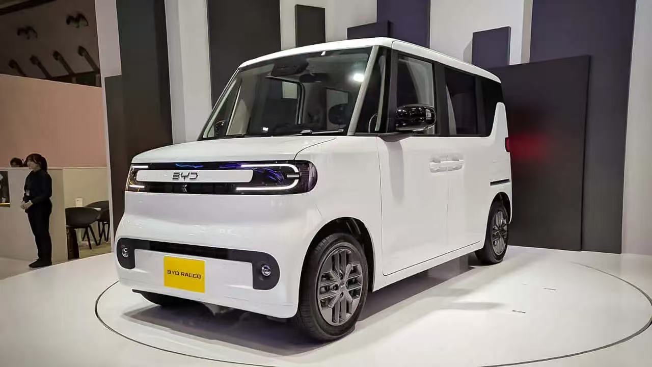比亚迪的第一辆Kei-car来到丰田的主场比亚迪周二向日本市场公布了微型车Rac