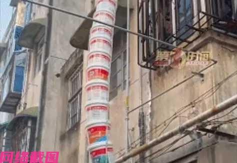 安徽寿县有小伙天天都要搬运建筑垃圾为生计，但天天忙碌干这些活时间一长，有点觉得身