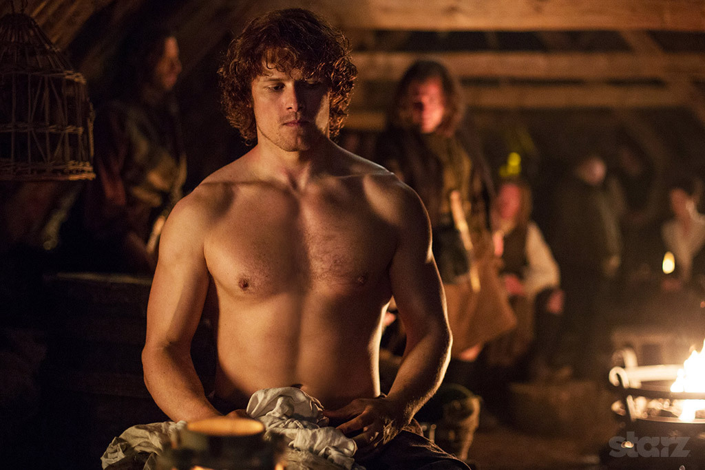萨姆·修汉（Sam Heughan）透露，在《古战场传奇》初期拍摄时，他曾被施压
