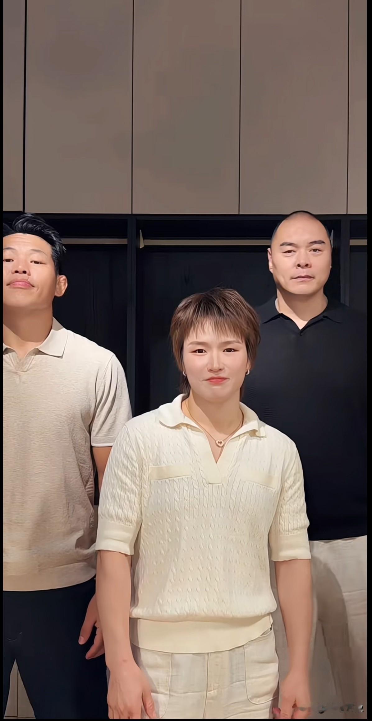 这三位在国际上谁的知名度最高，商业价值最大？李景亮 张伟丽 张志磊 拳击 综合格