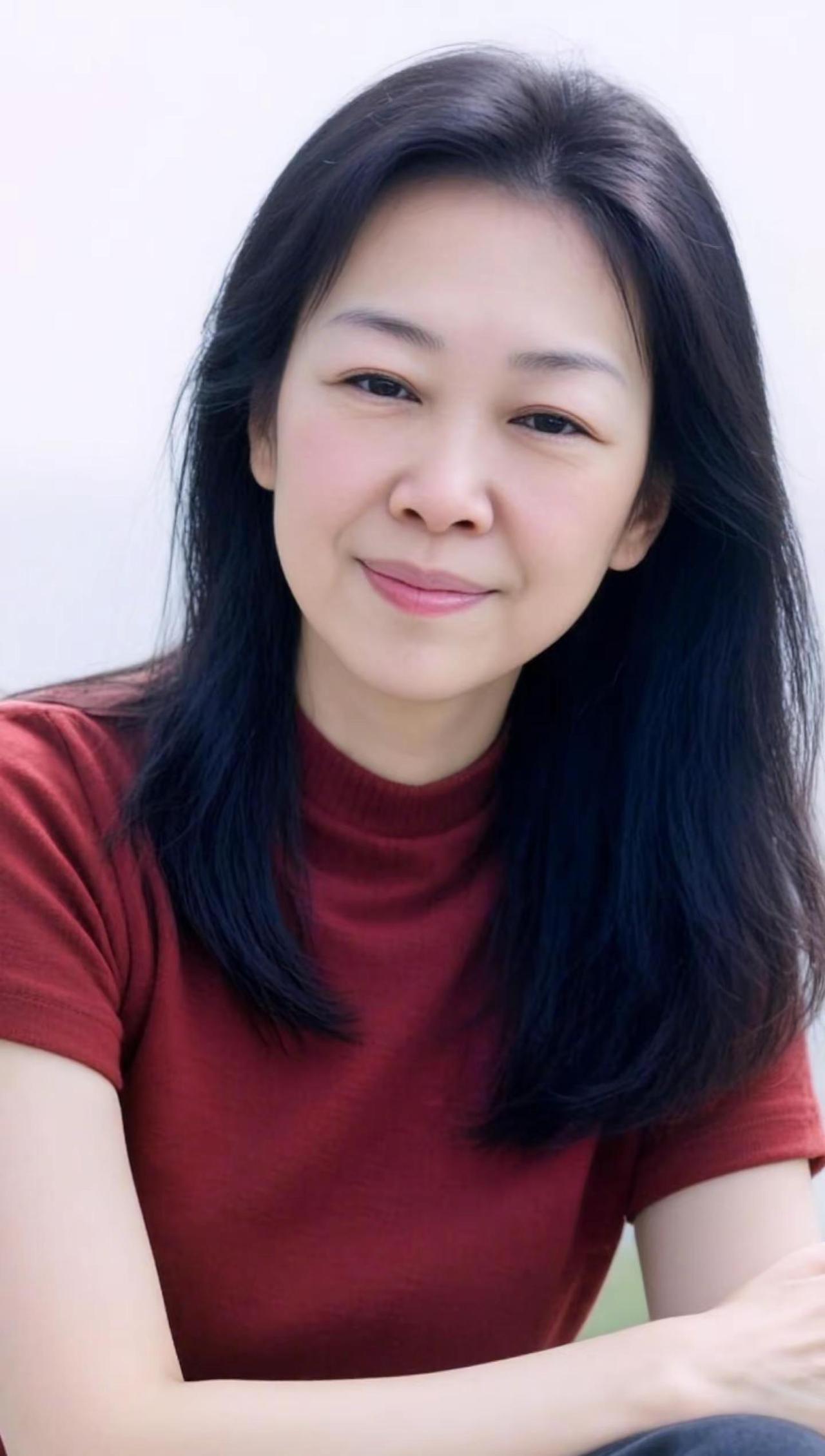 人善自带福。AI柔美随拍风