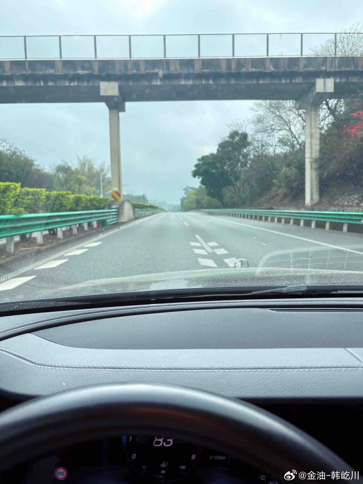 今日老韩有些事情出去了，到现在都还没处理完，目前看来还要晚些，如果后面有时间，再