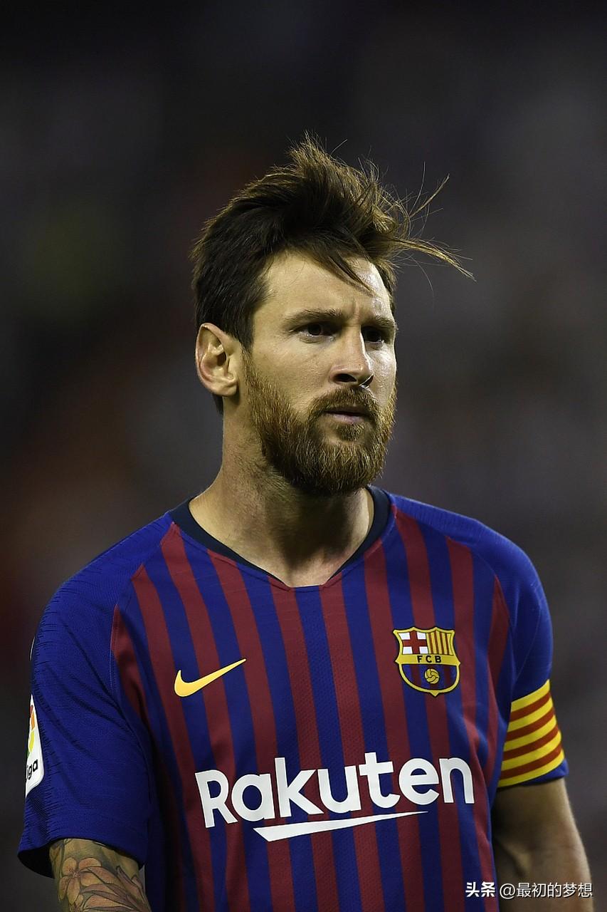 足坛“金满贯”（金球奖+世界杯+欧冠）历史十人都有谁？我罗究竟差在哪里？（按照历