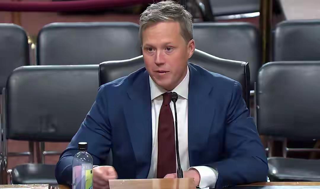 美国陆军部长说，我旦中国的技术优势失效，美军能靠士兵素质获得胜利。这简直就是个笑