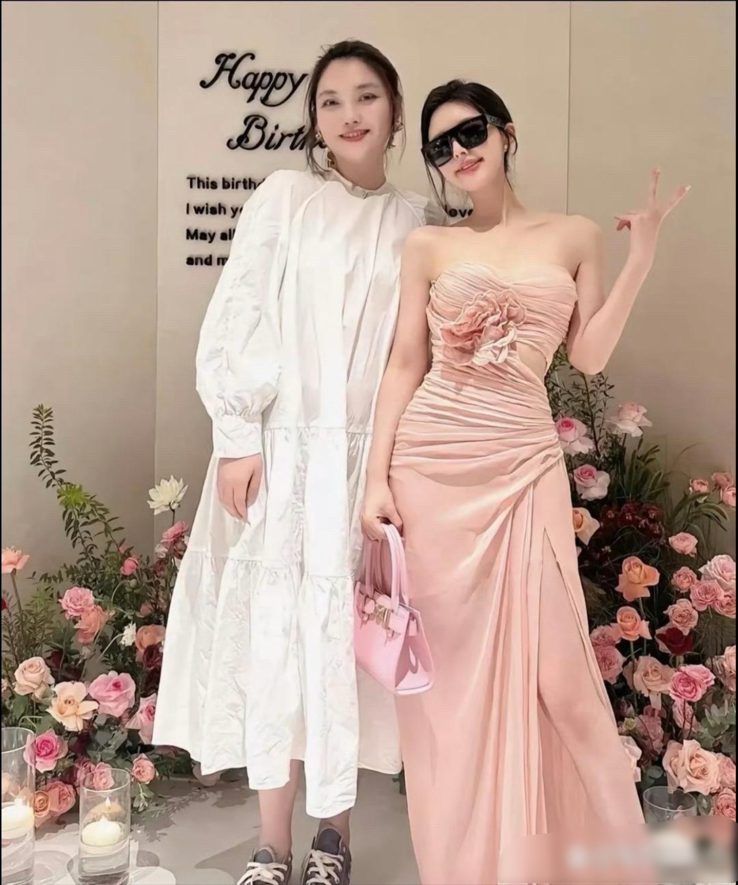 天哪😰这是赵露思吗？怎么又长的不一样了 ​​​