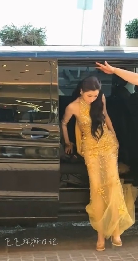 虞书欣的腿真的好长啊… 