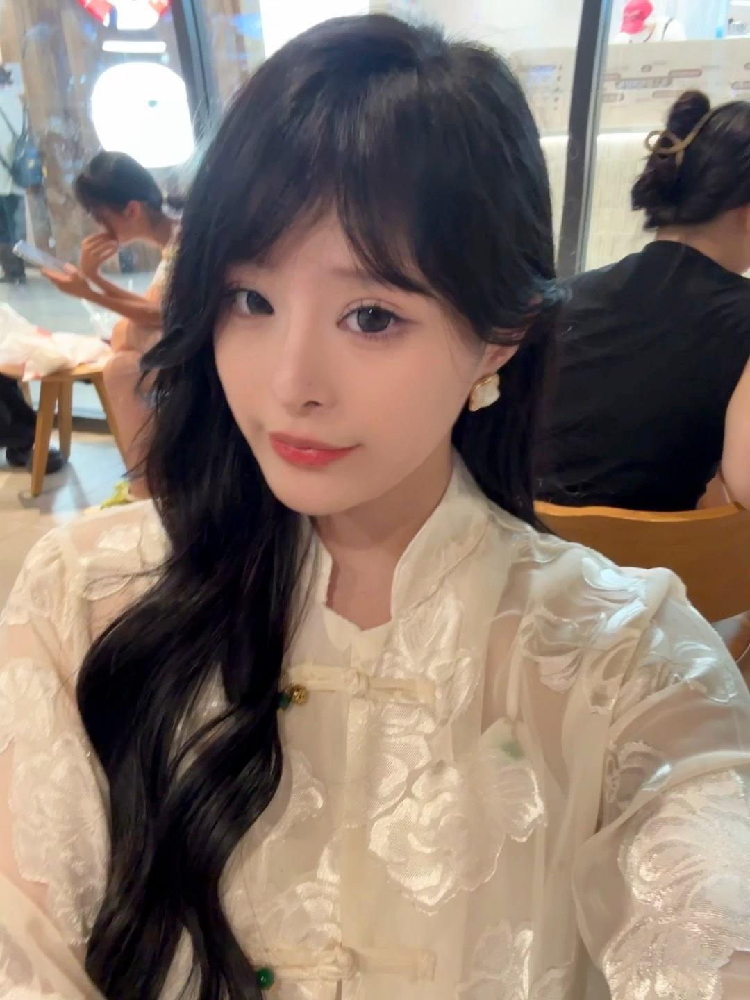 中国风少女吗[doge] ​​​