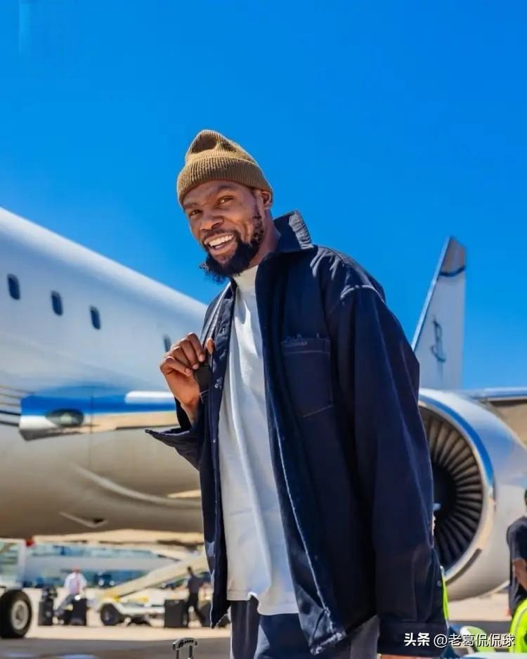 前NBA球员钱宁-弗莱简直是胡说八道！最近弗莱在节目中聊到了火箭巨星杜兰特在球队