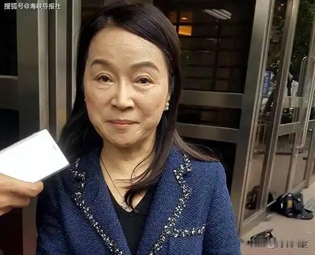 林岱桦造势强强滚，周玉蔻急成热锅上蚂蚁为民进党下指导棋。
她迫不待地的发文表示，