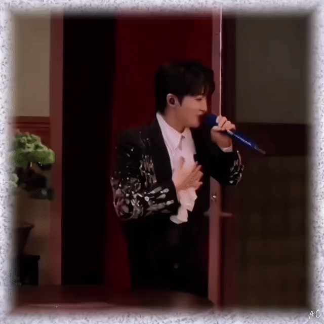 周深    周深梦见你好听【圈宝和米说晚安】  日子慢慢走，  思念悄悄长，  