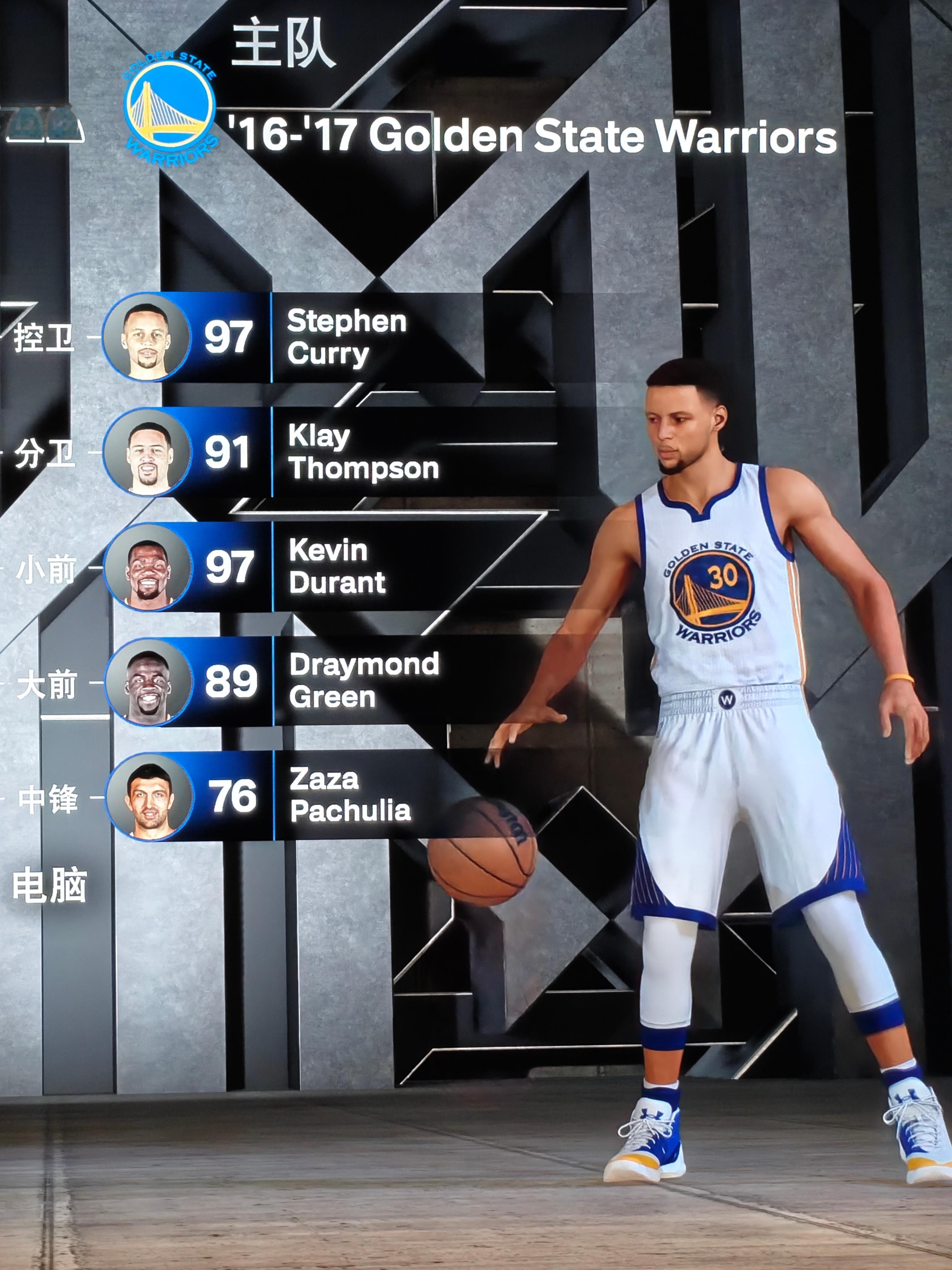 大晚上玩了一下2K的快速比赛纪元，现在都在说雷霆有可能打破当年15~16赛季勇士