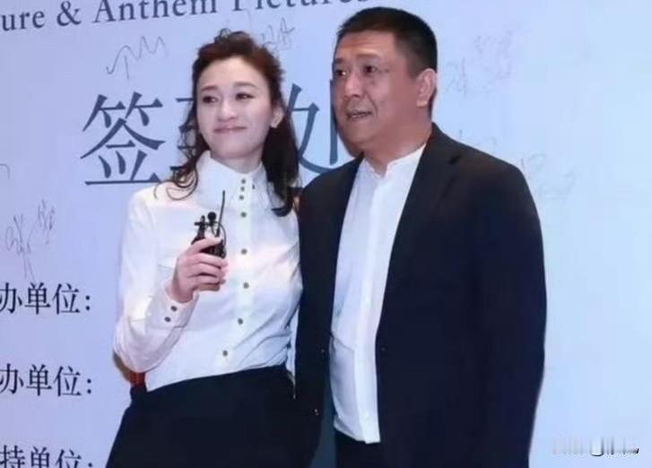 李小冉曾受宠如今离婚


曝李小冉徐佳宁离婚，相守12年的婚姻如今结束，李小冉嫁