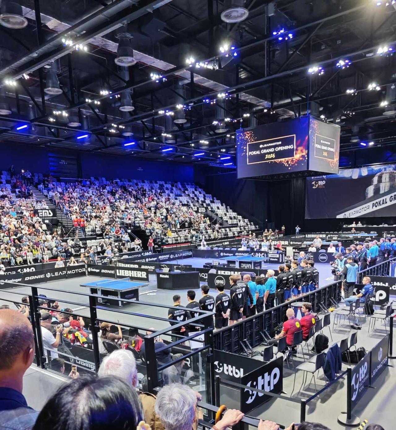 🏓德国杯八分之一决赛现场图，虽然不是高清，但还是忍不住想记录下来