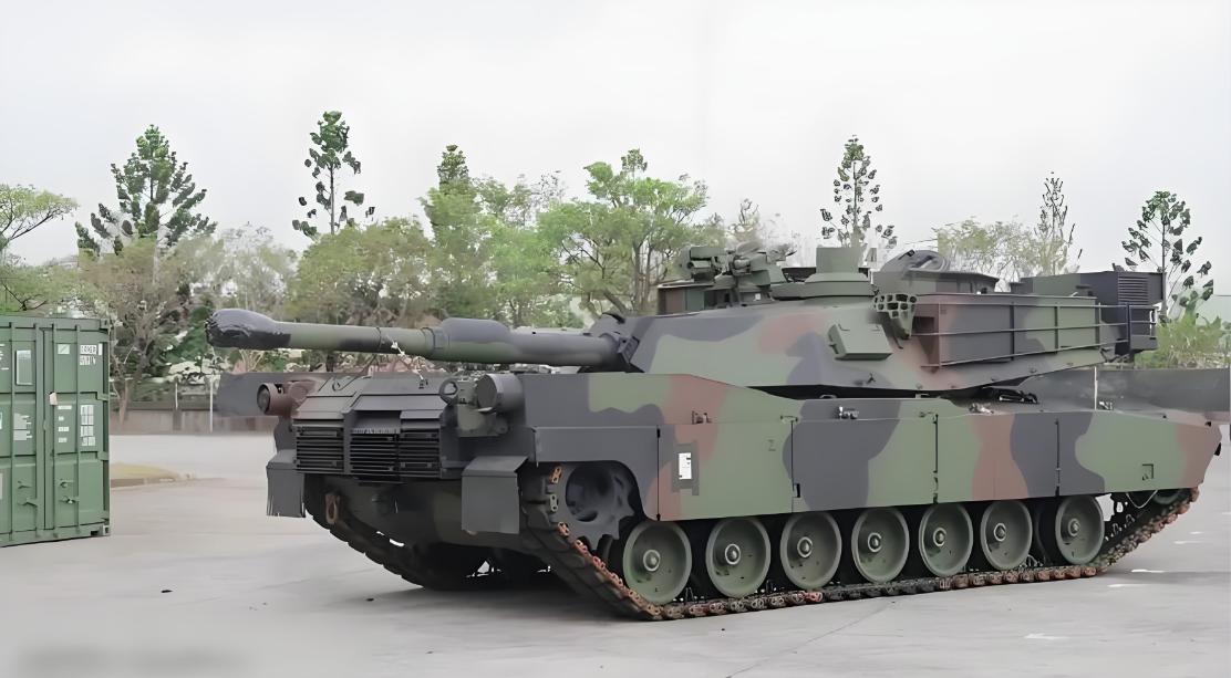 美国把坦克卖给台湾
算盘打的也太响了
108辆M1A2T，405亿新台币，分三批