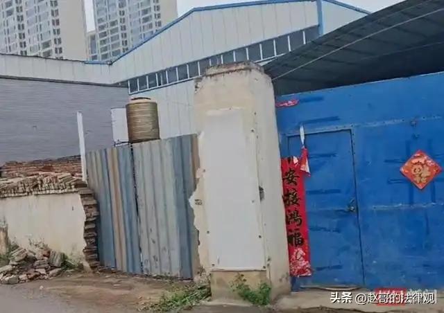执法车堵门闹剧：人生是场修行，别让戾气伤了健康

诸位朋友，今儿咱们说说一桩发生