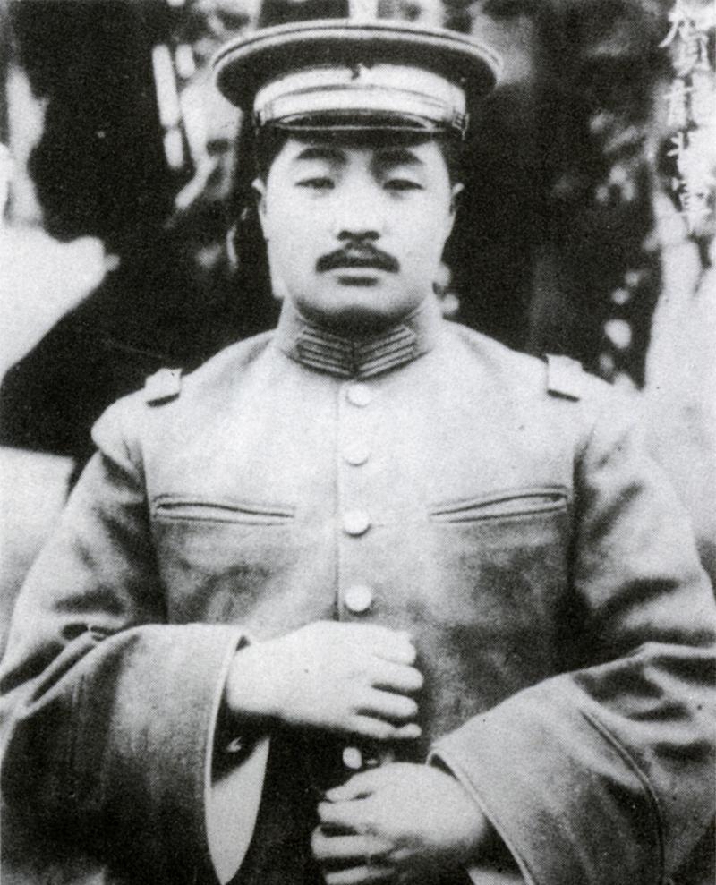 1936年7月，红二方面军进入松潘草地，没有吃的，贺龙突然提出钓鱼吃，众人差点惊